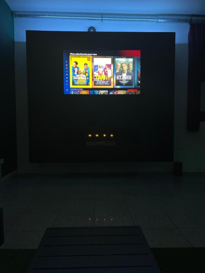 City Lounge Wellness Dison エクステリア 写真